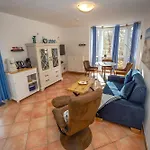 Strandallee - Apartman *